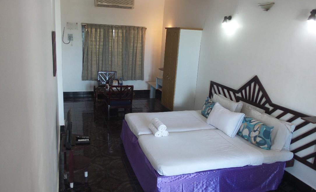 Raja Hotel Kovalam Exterior photo