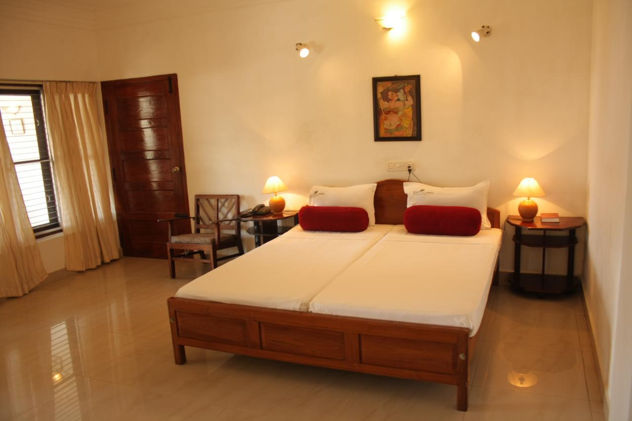 Raja Hotel Kovalam Exterior photo